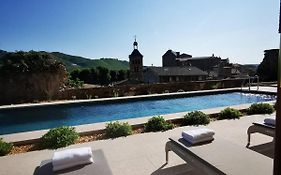 Hotel De La Villeon